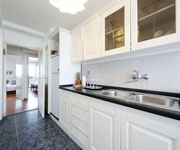 Ana & Marko Apartment *